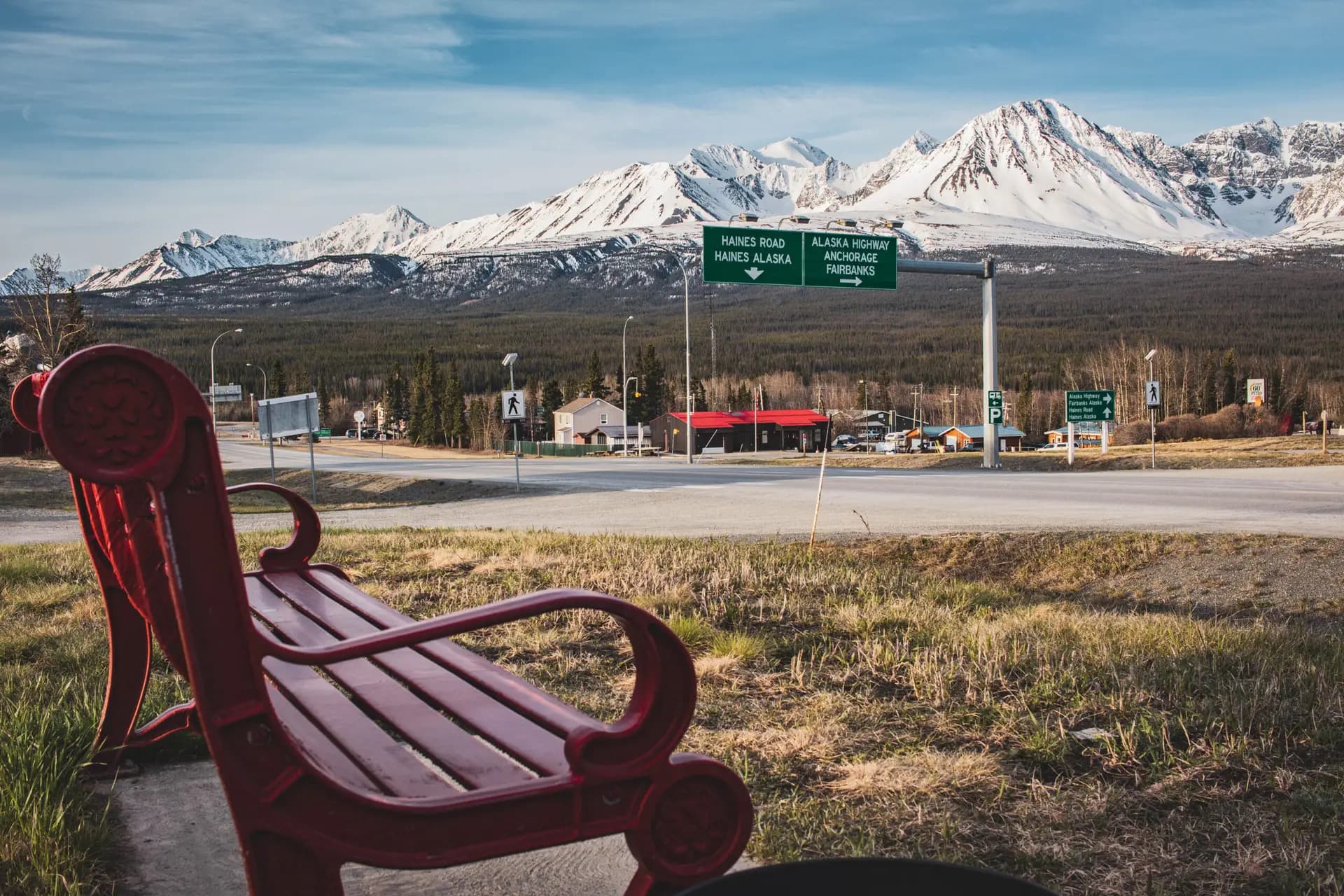Comfortable seating area at Kluane Park Inn - Relax and unwind